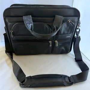 Tumi Black Men's Leather Briefcase Shoulder Bag